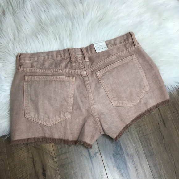 Current Elliott Frayed Boyfriend Short - Picture 6 of 8